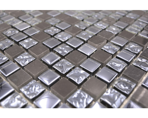 Mosaikfliesen mit quadratischen Elementen