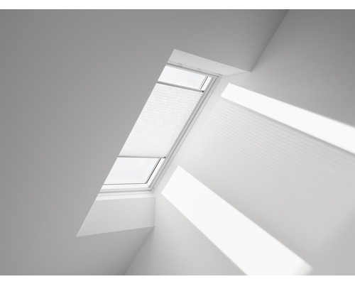 Store plissé VELUX ivoire à commande manuelle FHL C06 1256S