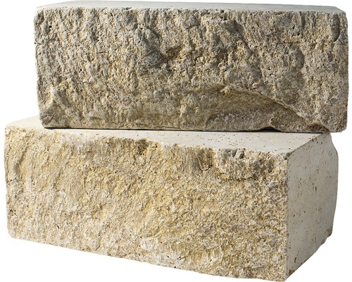 Deux blocs de mur en grès beige empilés