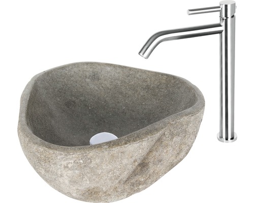 Steinwaschbecken mit Armatur