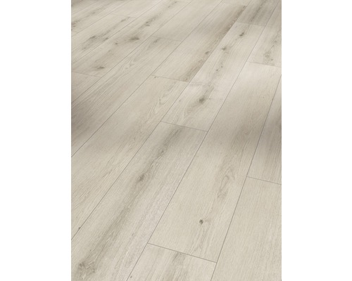 Sol stratifié posé avec aspect bois