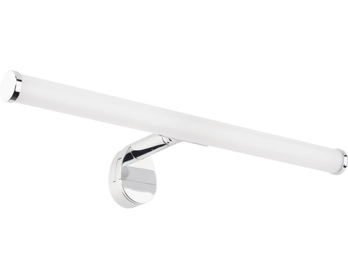 Wandleuchte mit chromfarbener Halterung und länglicher Lampenform