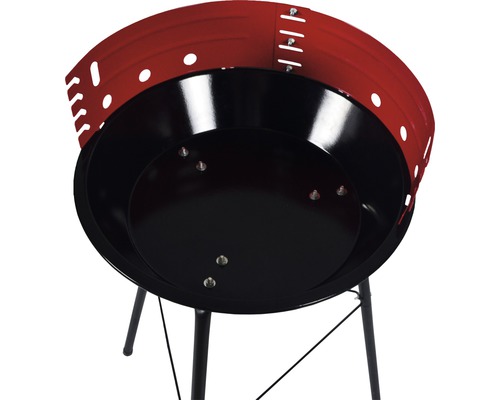 Brasero avec trois pieds et pare-vent