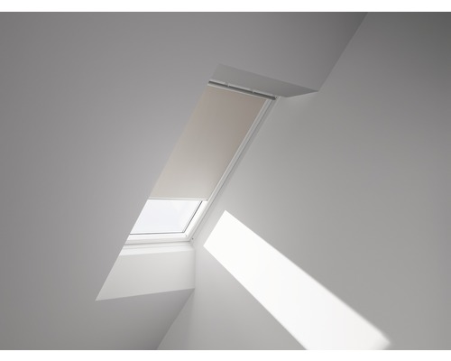 Store occultant VELUX uni beige à commande manuelle cadre blanc DKL C06 1085SWL