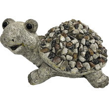 Dekorative Gartenfigur einer Schildkröte mit Steinen verziert.