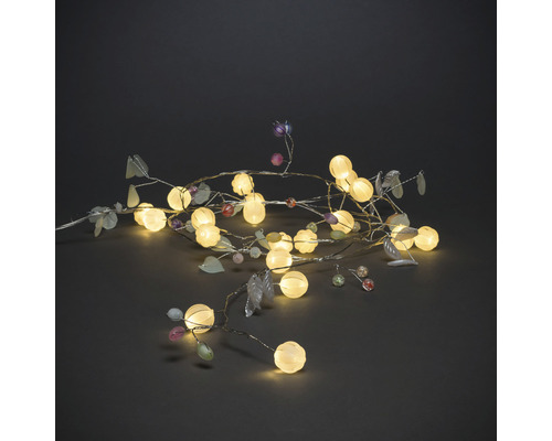 Guirlande lumineuse LED Konstsmide avec feuilles vertes et baies 1,5 m 20 LED couleur d'éclairage blanc chaud fonctionnement sur piles avec minuterie 6 heures Guirlande lumineuse décorative avec feuilles et lampes rondes