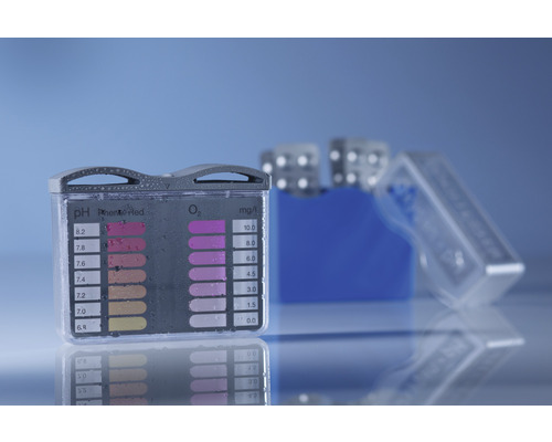 Kit d''analyse d''eau pour déterminer le pH et la teneur en oxygène