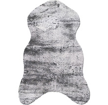 Kunstfellteppich in Bärenform