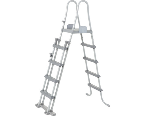 Poolleiter aus Metall mit Stufen