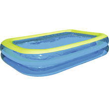 Aufblasbarer rechteckiger Pool mit Wasser