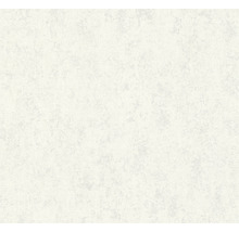 Helle Tapete mit dezenter Struktur