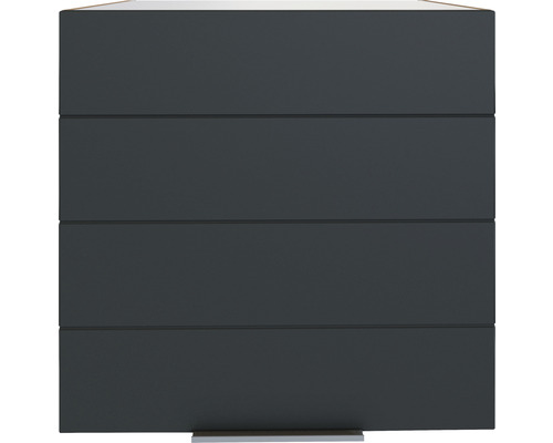 Porte de garage sectionnelle fermée avec quatre sections