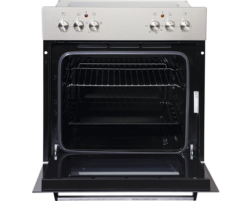 Four avec porte ouverte et plusieurs niveaux d''étagères.