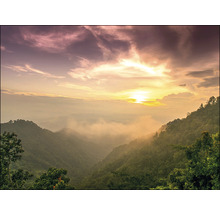 Paysage vallonné avec lever de soleil