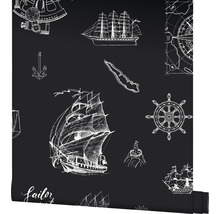Papier peint avec motifs de navires, d''ancres, de boussole et de gouvernail