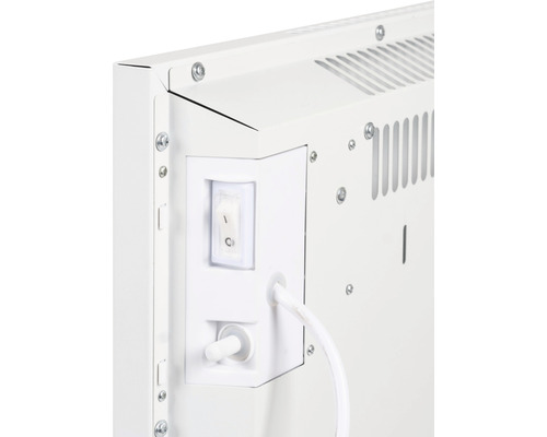 Vue détaillée d''un radiateur avec interrupteur et connexion de câble
