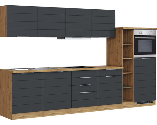 Cuisine complète avec éléments hauts, évier, plaque de cuisson et four