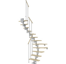 Raumspartreppe mit Holzstufen und Metallgeländer