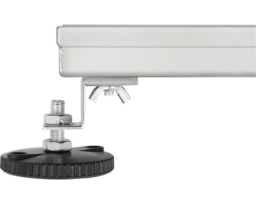 Vue détaillée d''un pied réglable en hauteur avec vis et écrou