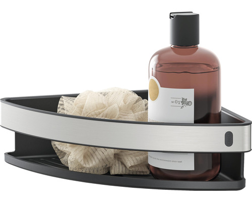 Eckregal mit Duschgel und Badeschwamm