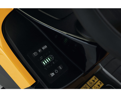 Tableau de commande d''un tracteur de pelouse avec indicateur de batterie et mode Eco