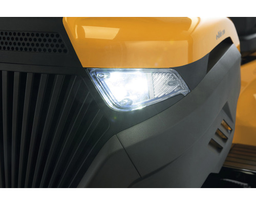 Phare d''un tracteur de pelouse