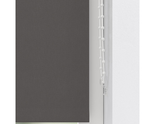 Store enrouleur gris avec chaînette