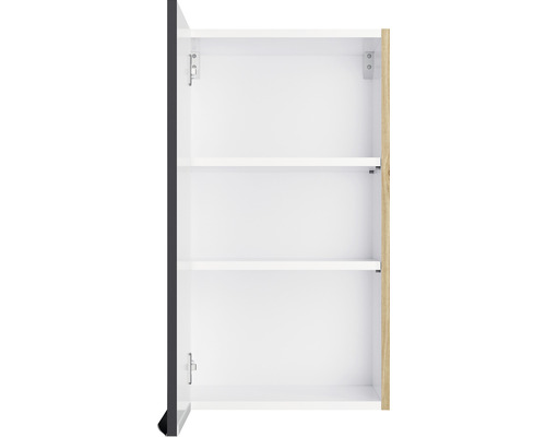 Armoire haute ouverte avec trois étagères