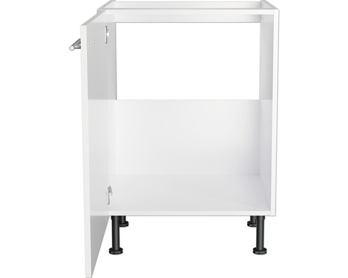 Küchenunterschrank mit offener Tür und schwarzen Füßen