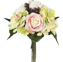 Strauss aus Kunstblumen mit Rosen und Hortensien