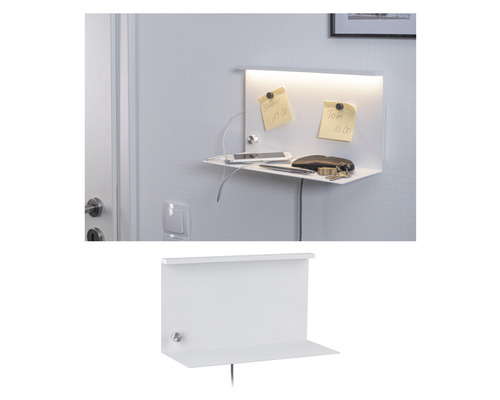 Wandregal mit LED-Beleuchtung, Notizen, Smartphone, Stift und Schlüsseln