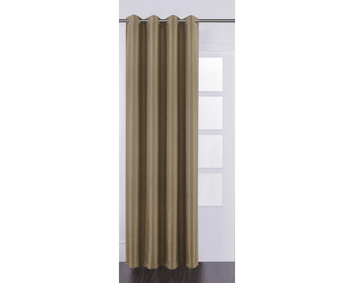 Gardine mit Ösen vor einem Fenster