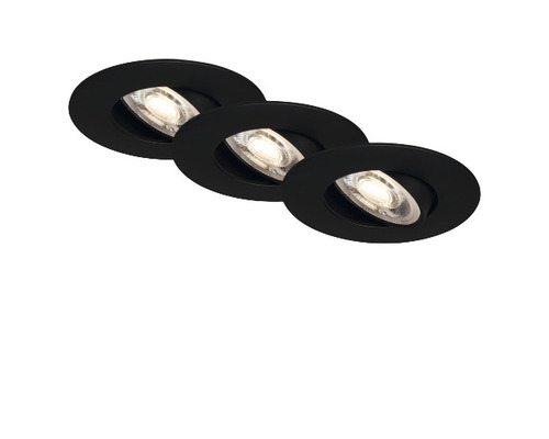 Drei schwarze Deckeneinbaustrahler
