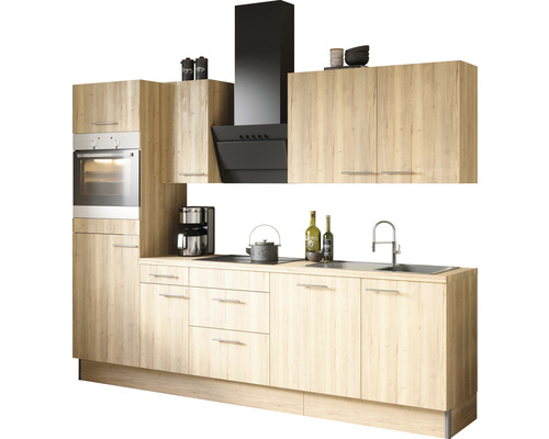 Cuisine équipée avec éléments hauts et bas, hotte aspirante et four intégré