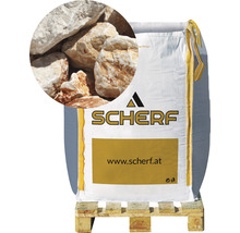 Sack mit Ziersteinen auf Palette