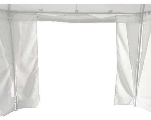 Vue détaillée d''un pavillon avec des parois latérales ouvertes