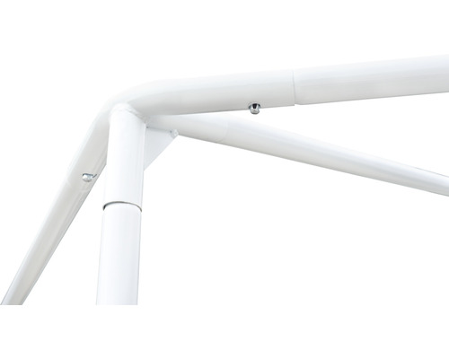 Vue détaillée du but de football blanc avec raccords enfichables