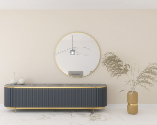 Aménagement avec buffet, miroir et décoration pour un salon moderne.