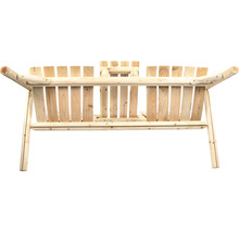 Banc en bois avec un design rustique pour l''extérieur