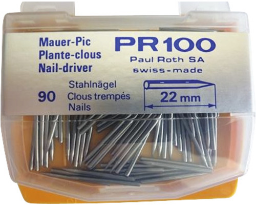 Clous de forage 22 mm dans un récipient en plastique