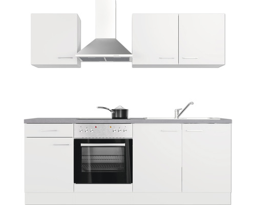 Cuisine équipée avec évier, cuisinière, four, hotte aspirante et armoires murales