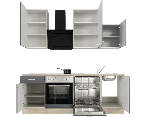 Cuisine avec éléments hauts, hotte aspirante, cuisinière, lave-vaisselle et évier