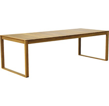 Rechteckiger Holztisch mit Beinen