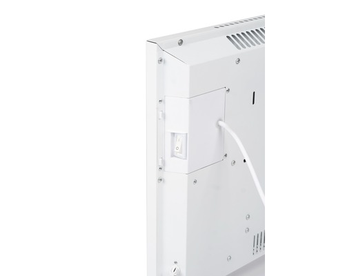 Vue détaillée d''un radiateur avec interrupteur et raccordement de câble