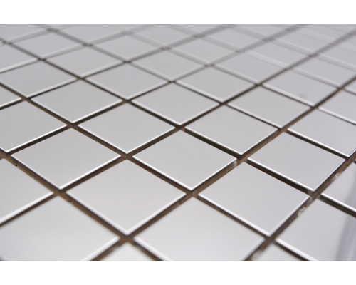 Gros plan de carreaux de mosaïque carrés et brillants