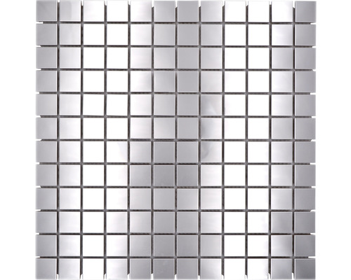 Mosaïque en métal avec éléments carrés