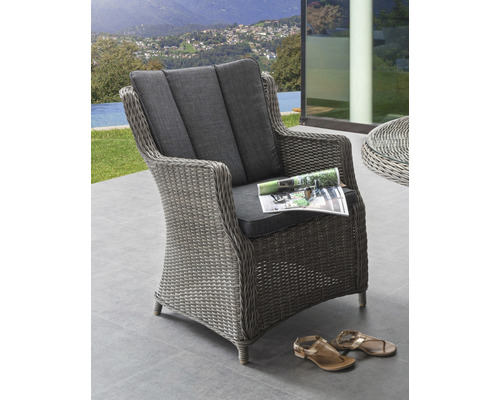 Fauteuil de jardin Destiny LUNA, rotin synthétique + aluminium, vintage gris Fauteuil tressé en rotin avec coussins sur une terrasse