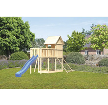 Tour de jeu en bois avec toboggan dans le jardin