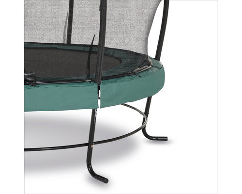 Vue détaillée d''un trampoline de jardin avec filet de sécurité et protection de bord verte