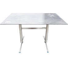 Table carrée avec plateau et pieds en métal